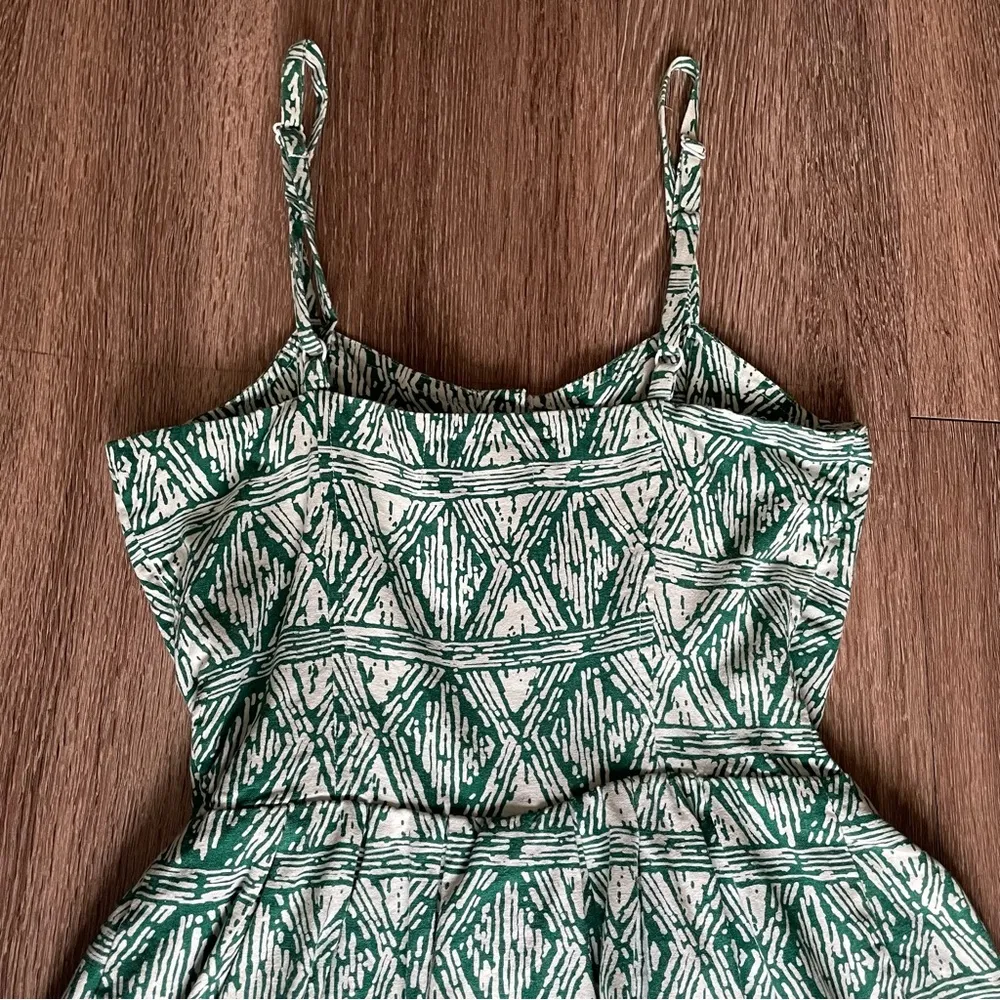 Give You Green White Printed Button Down Spaghetti Strap Romper Playsuit Small - Image 9