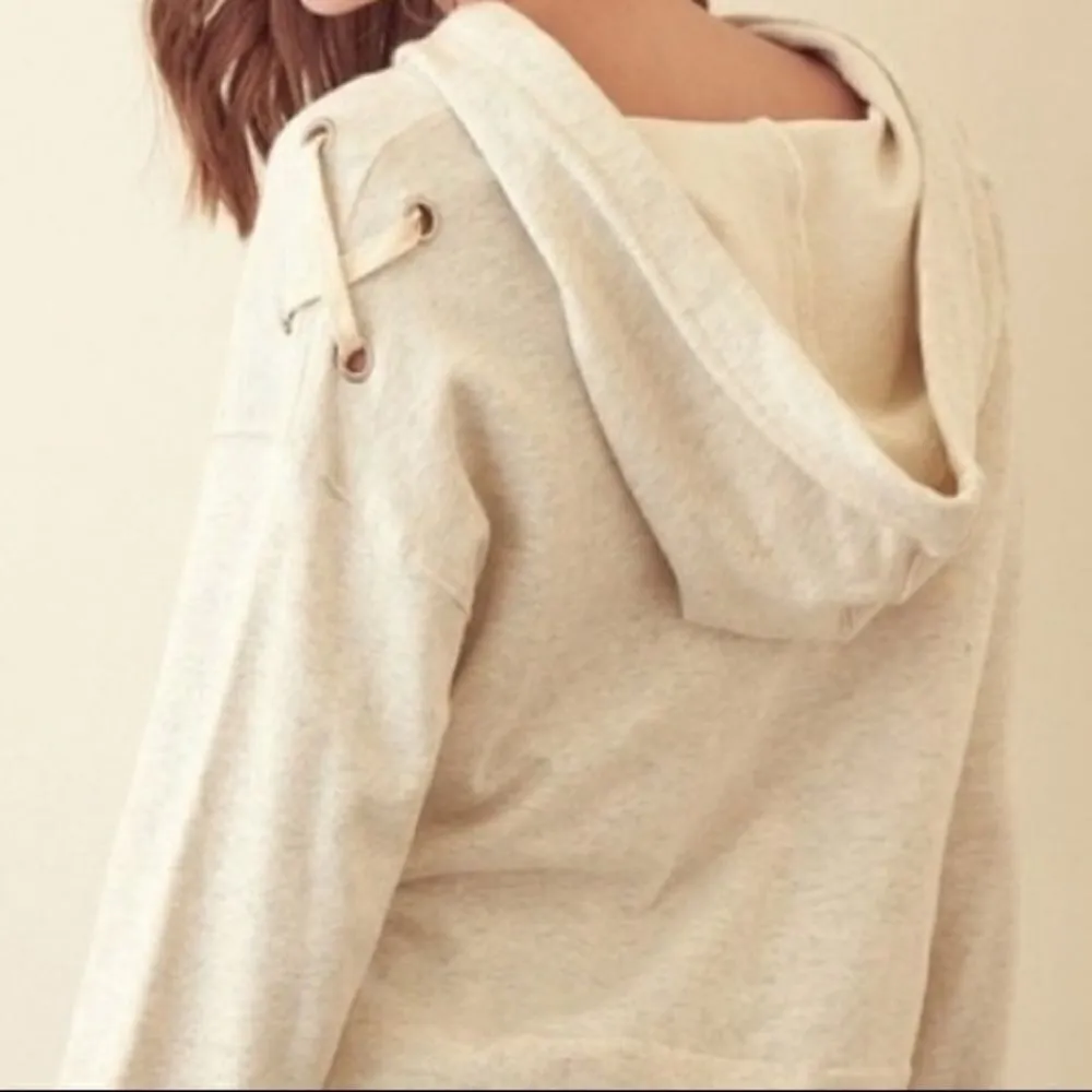 Cropped‎ Laced Grommet Hoodie - Image 10