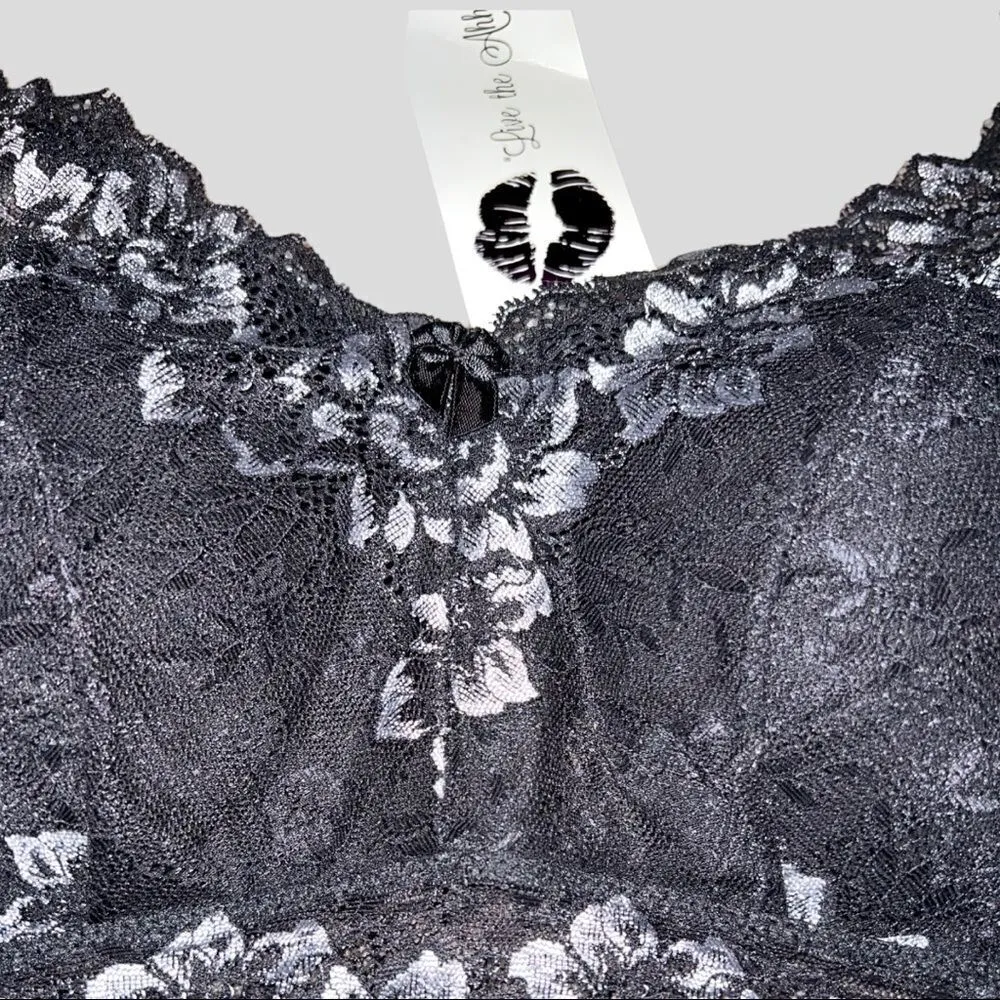 Rhonda Shear beautiful black lace bralette new Size 2X - Image 3