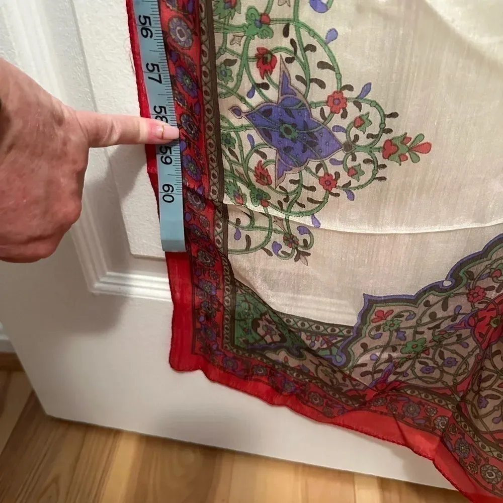 Floral silk scarf from India White - Image 9