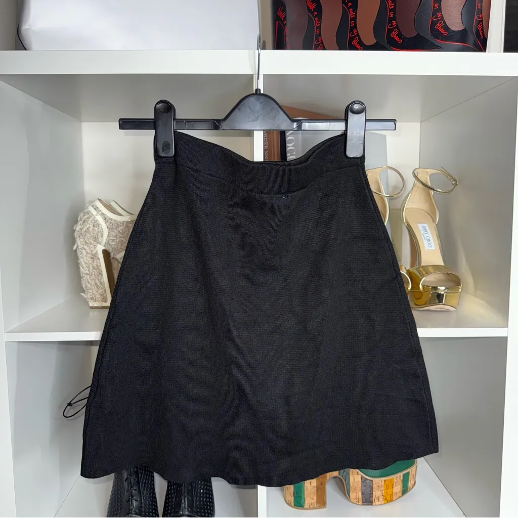 ZARA Womens Small Black Contrast Trim Knit Mini Skirt with Front Pockets NWT - Image 3