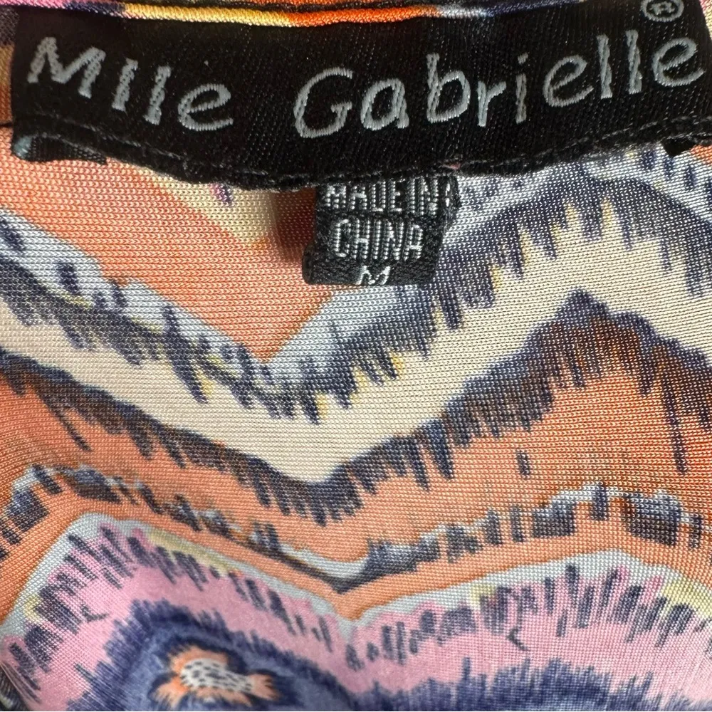 Mlle Gabrielle vneck smocked waist colorful tribal print maxi dress size medium - Image 4