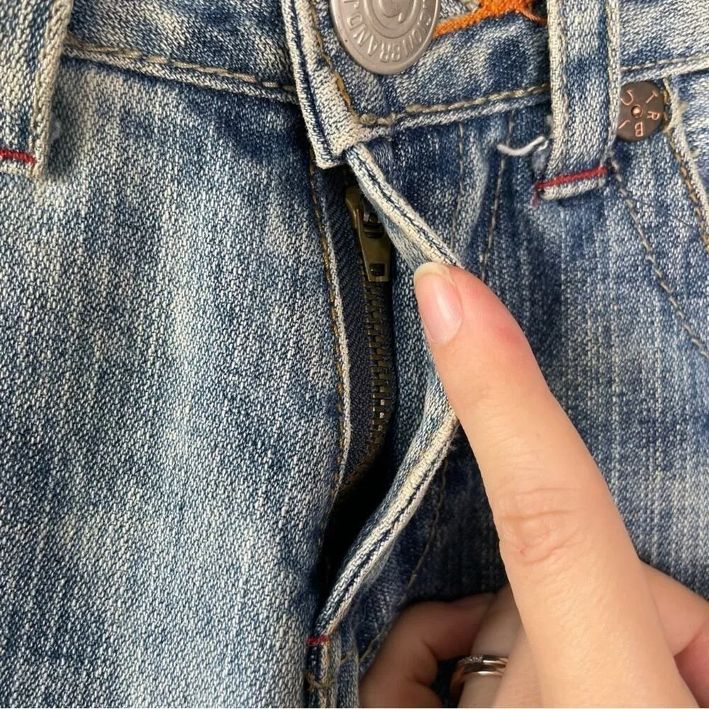 TRUE RELIGION Vintage Butterfly Embroidered Beaded Low Rise Cutoff Jeans Size 27 - Image 6