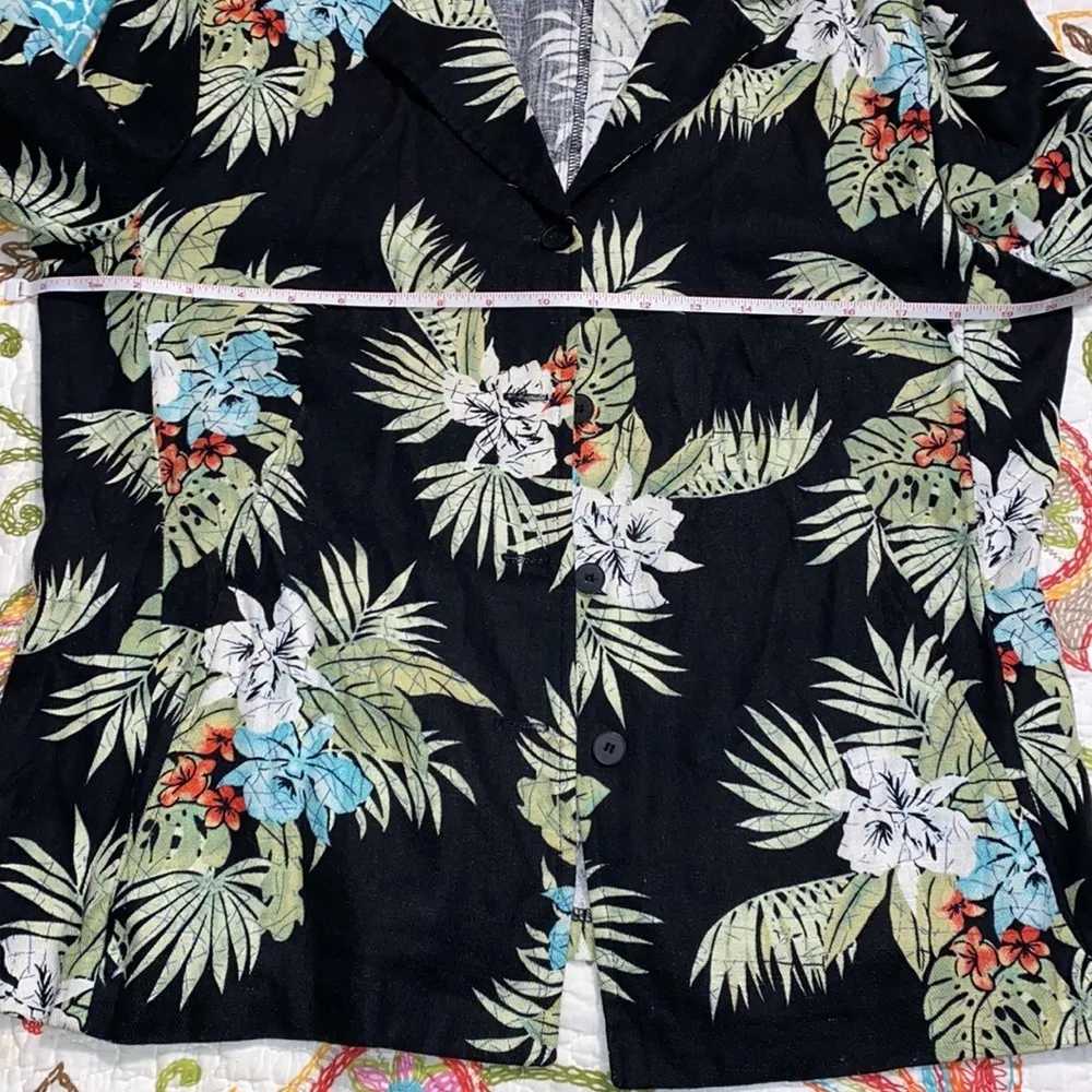 Requirements size 12 Hawaiian blazer 3/4 sleeves - Image 7