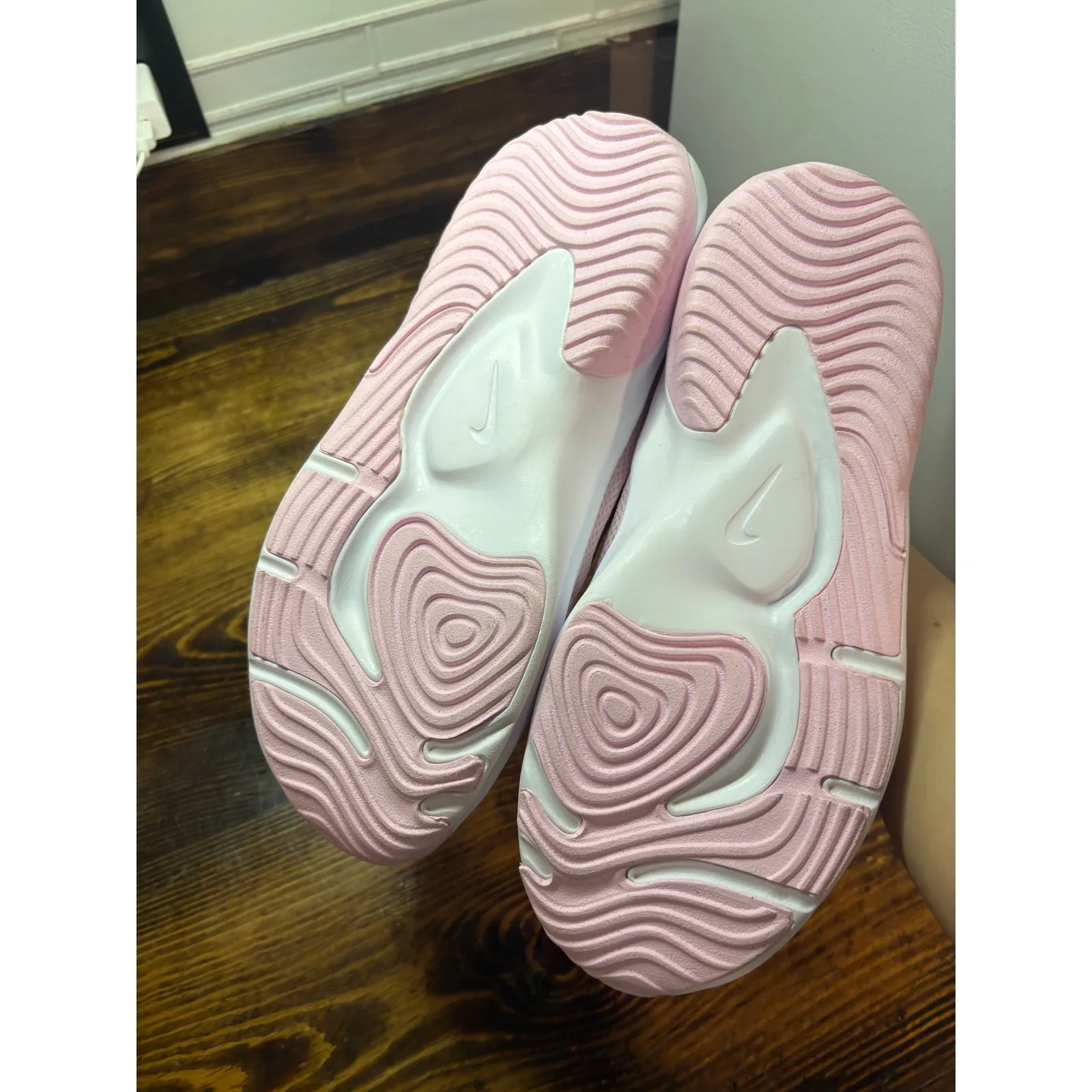 Nike Pink And Burgundy Sneakers Size 12 - Image 10