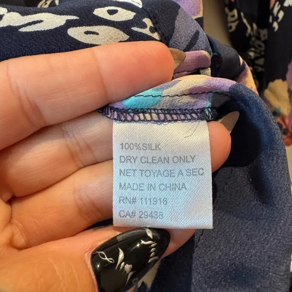 Yumi Kim silk floral boho style blouse size medium - Image 4