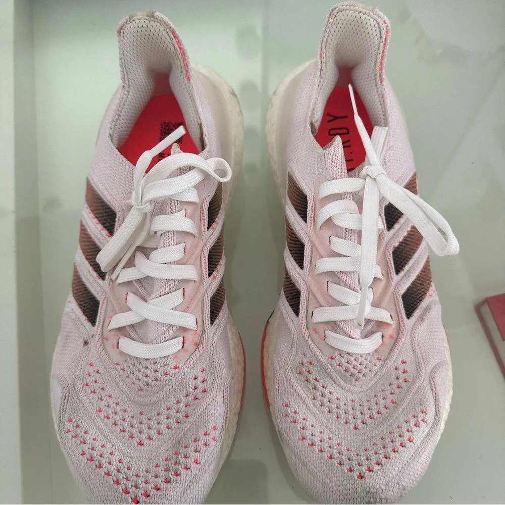 Adidas UltraBoost 22 Heat.RDY White Turbo - Image 3