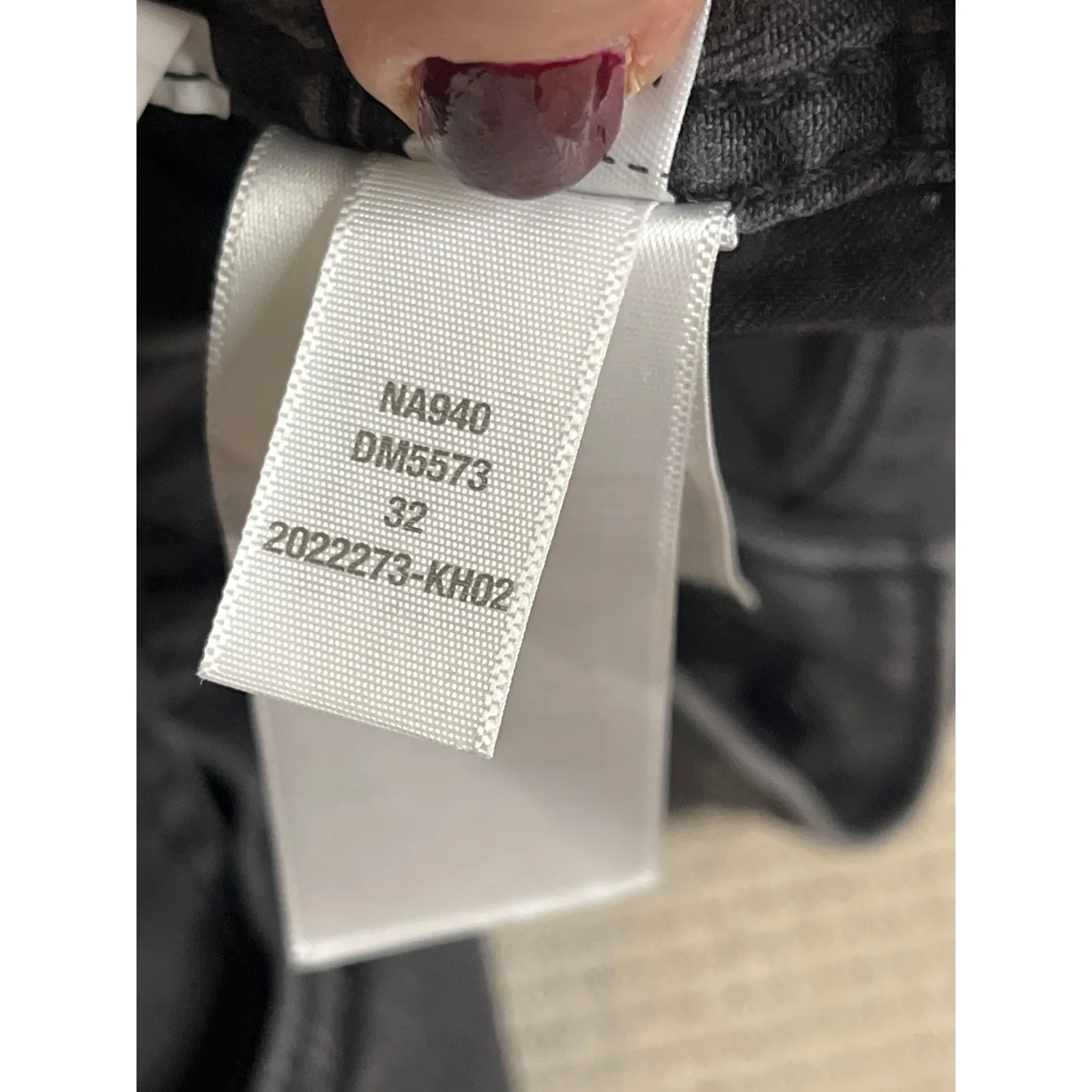 Madewell Stovepipe Jeans in Banberry Wash: Raw-Hem Edition, size 32, MSRP $128 - Image 10