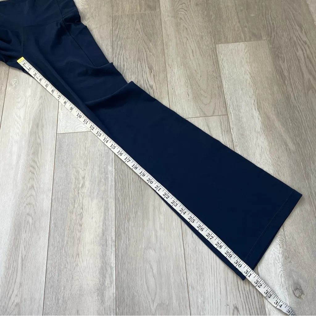 TNA Workout Leggings high rise flare pockets womens Navy Blue (small) activewear - Image 5