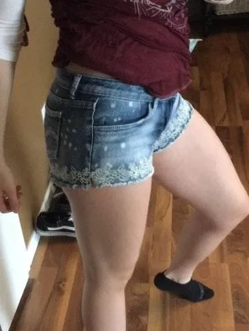 Levi Jean Shorts - Image 2