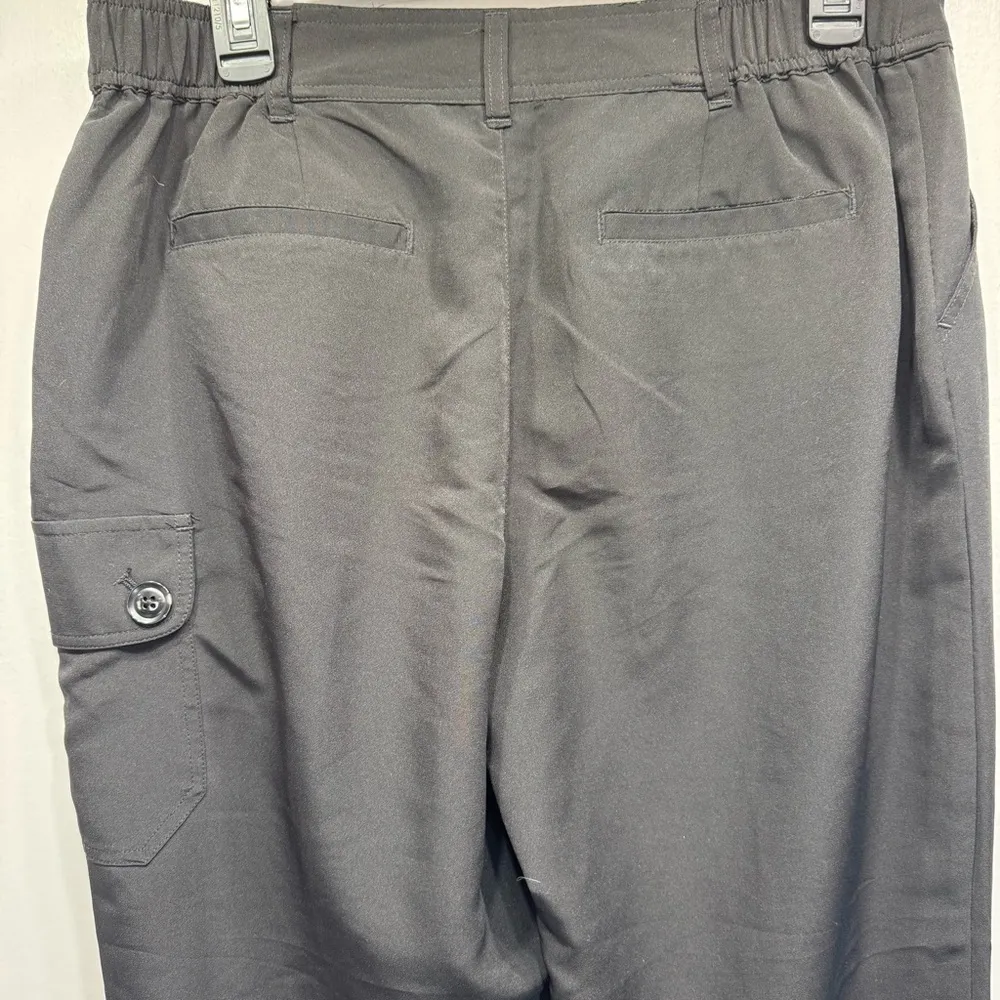 Chico’s Black Cropped Cargo Ankle Pants Lightweight and Silky Comfort Waistband - Image 6