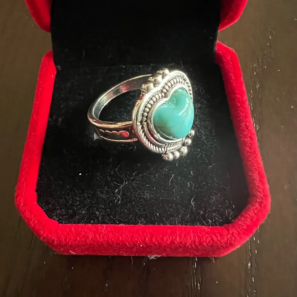 Women’s Stainless Steel Silver Simulated Faux Turquoise Ring Size 7 New - Image 2