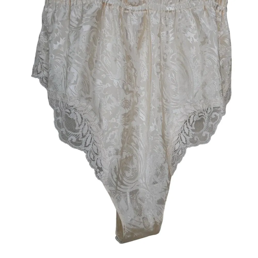 Delicates  Vintage Cream Teddy Womens Small - Image 6