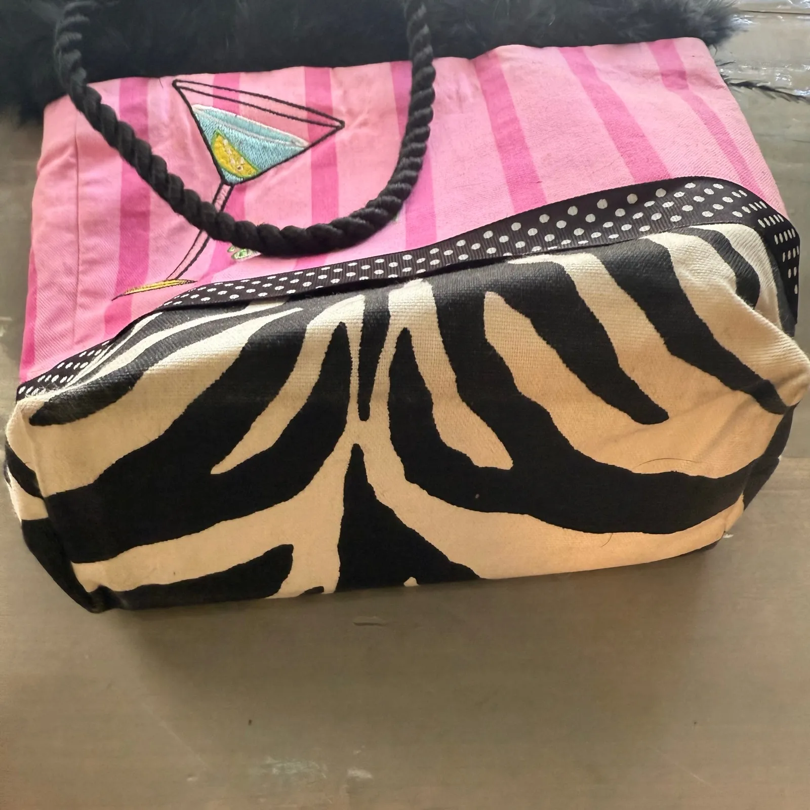 Vintage Pink Striped Blue Devil Purse - Image 3