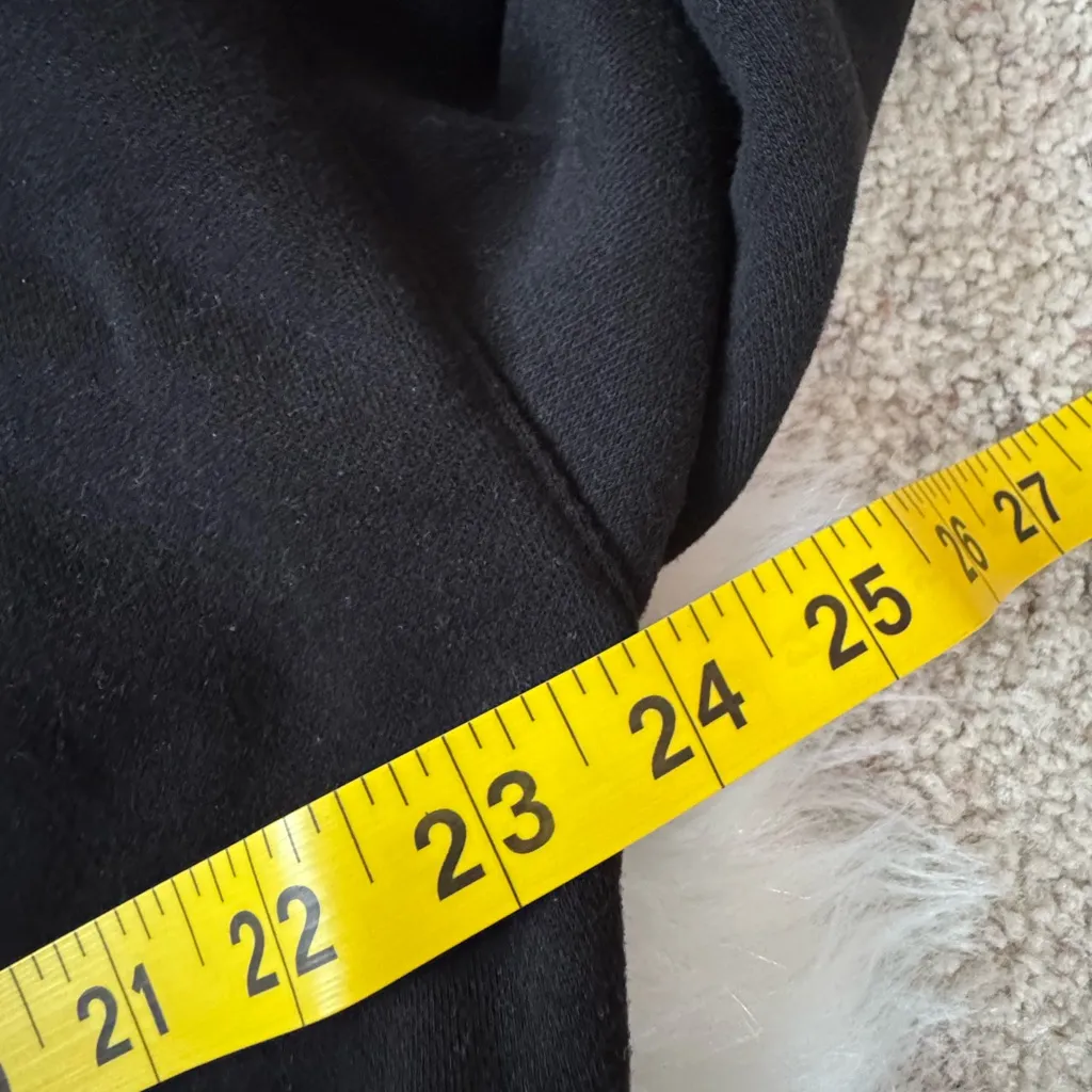 GAP Black VintageSoft Cropped Hoodie Size S - Image 5