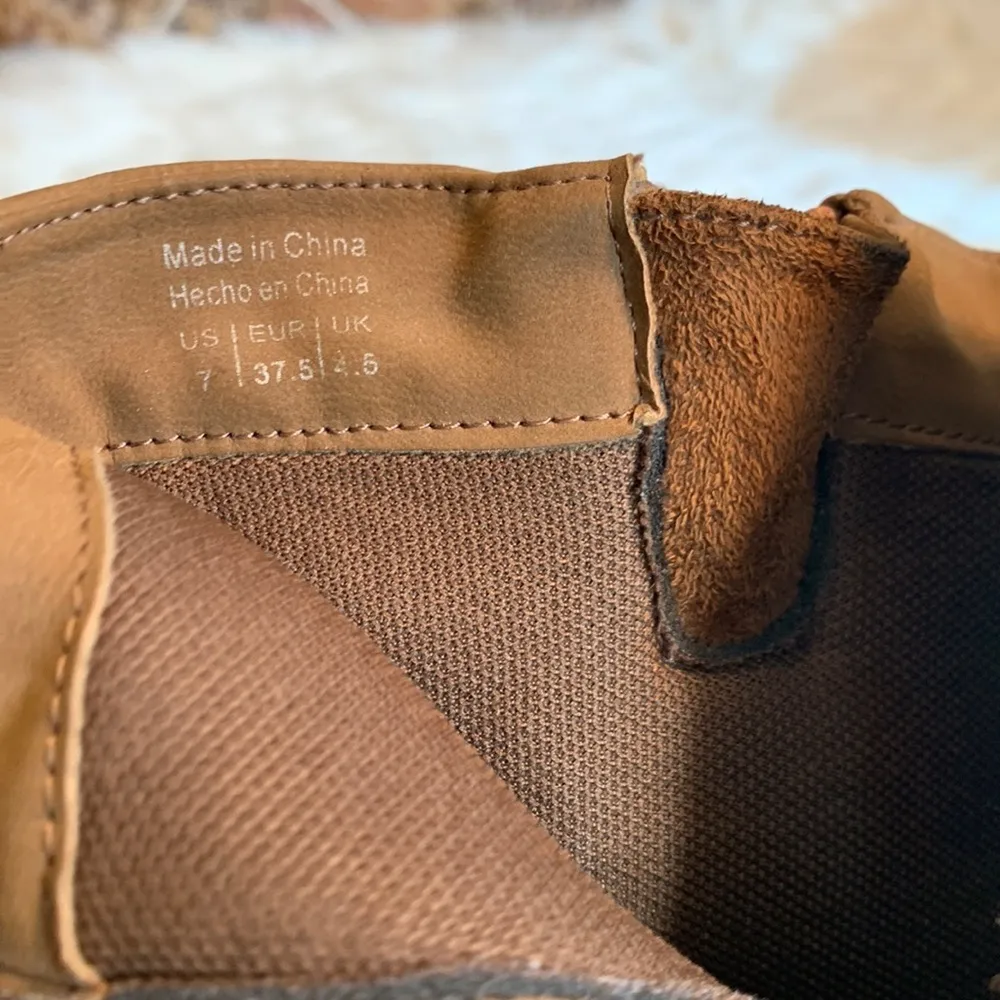 ALDO Buckle And Zip Detail Flat Boots Camel Color Size 37.5 - Image 13