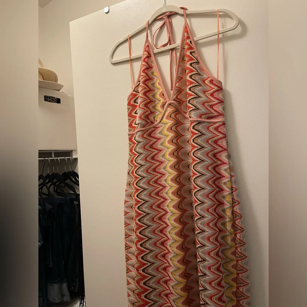 Express Printed Crochet Halter V-Neck Maxi Dress Size L - Image 8