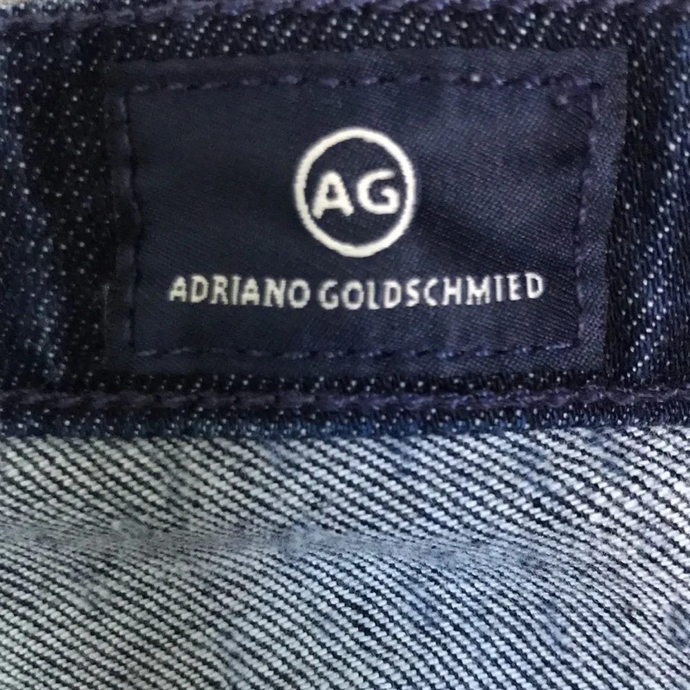 AG Adriano Goldschmied Women’s The Stevie Ankle Slim Straight Dotted Denim Jeans - Image 11