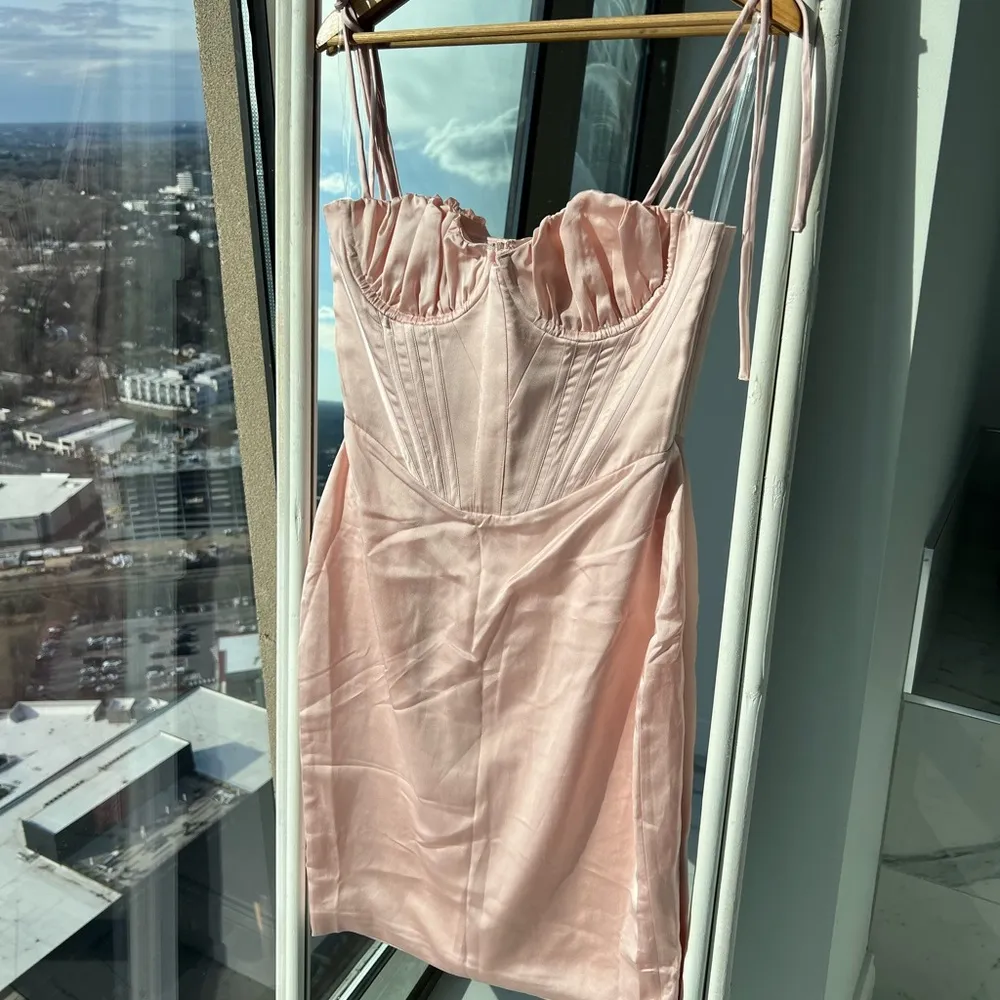 HOUSE OF CB 'Alma' Blush Pink Satin Corset Midi Dress - Image 11