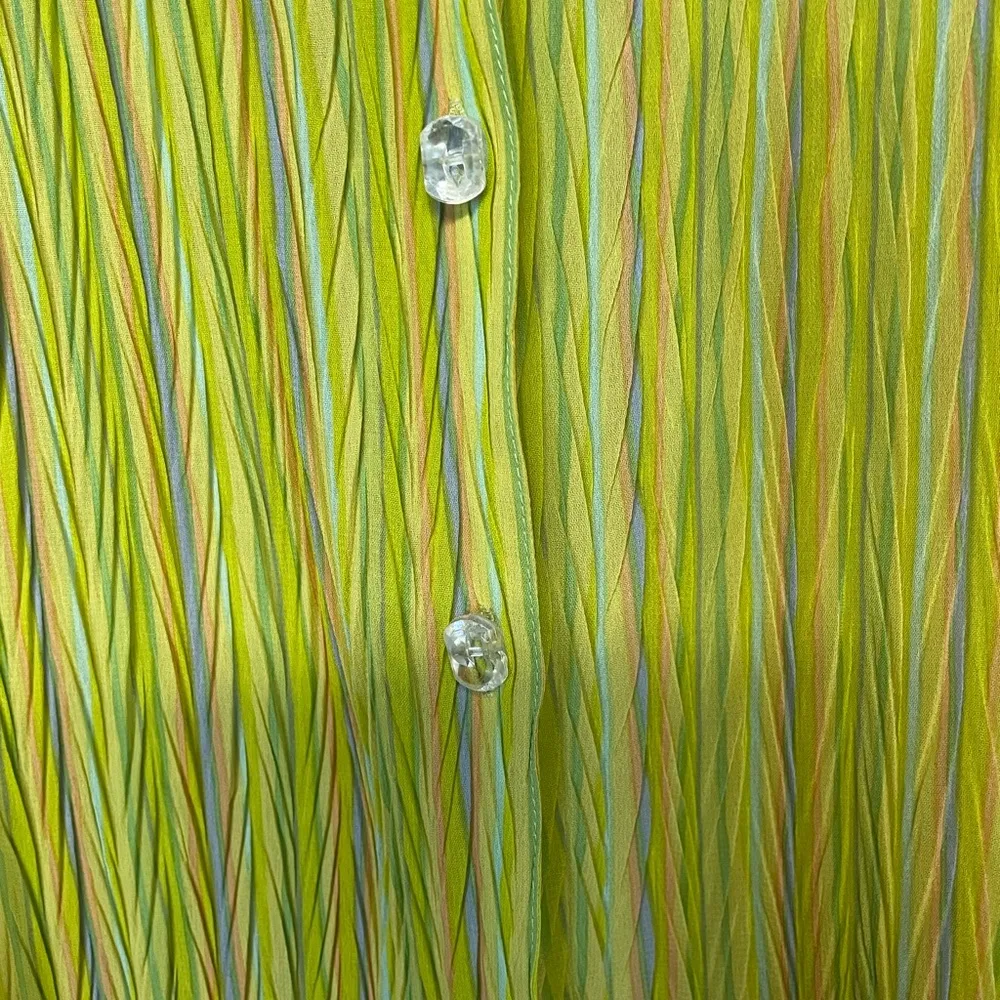 Essentials by Milano Button Down Top Size XL - Image 5