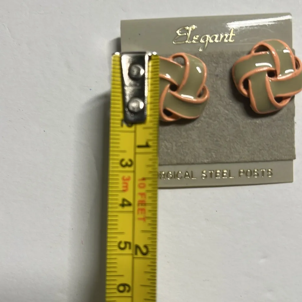 Vintage surgical steel posts knot earrings NEW Deadstock - Image 3