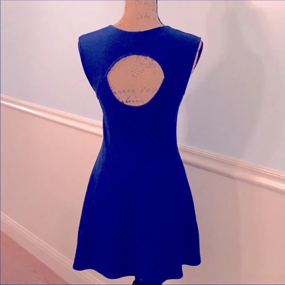 Forever 21 Blue Scoop Neck Keyhole Back Flare Skater Dress - Image 4