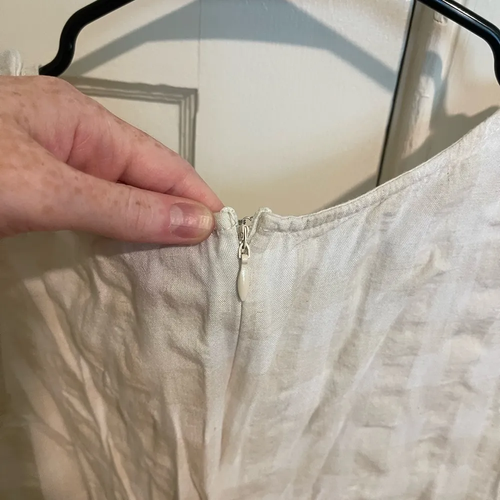 Tan and white checkered tank top - Image 4