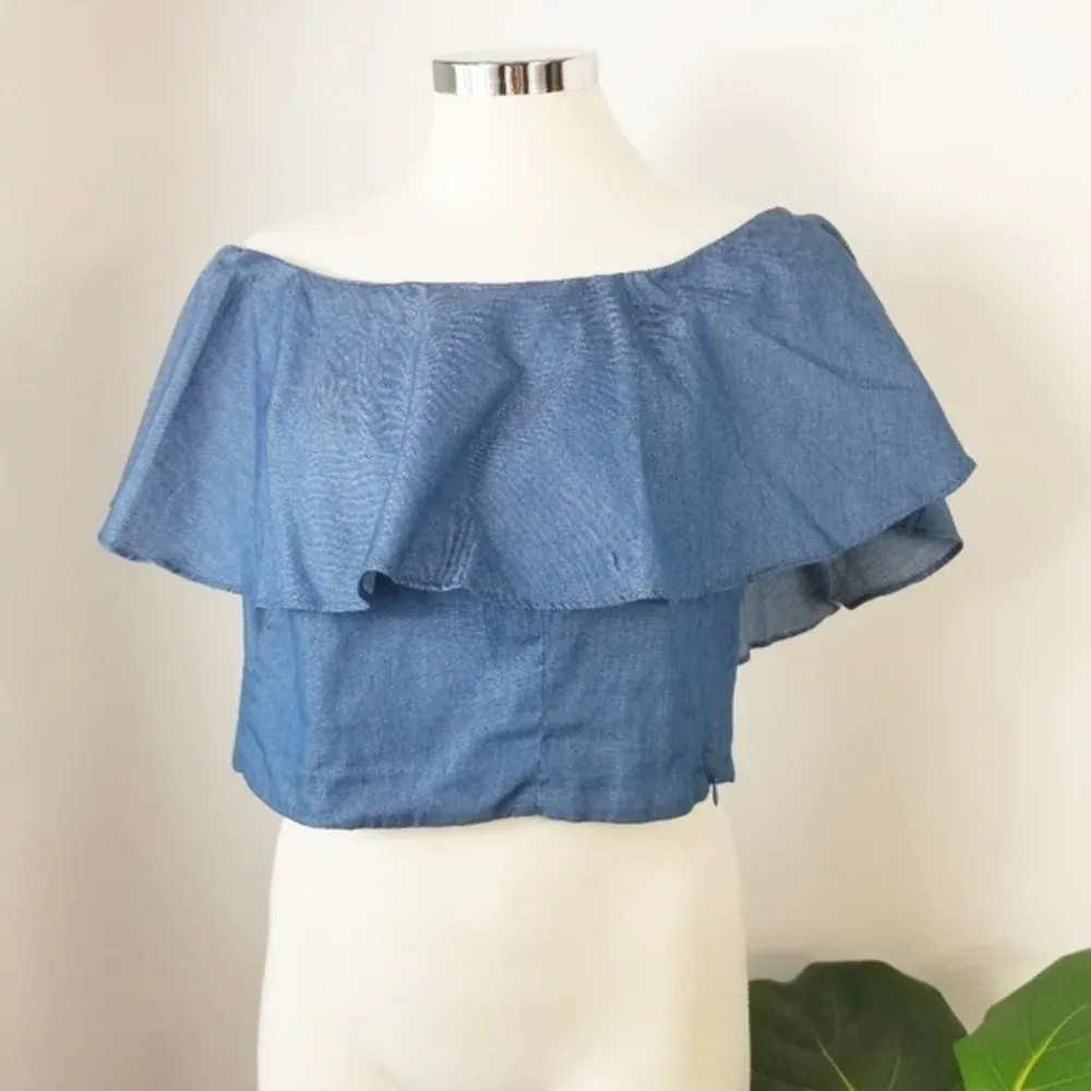 MUSTARD SEED Chambray Off‎ The Shoulder Crop Top - Image 6