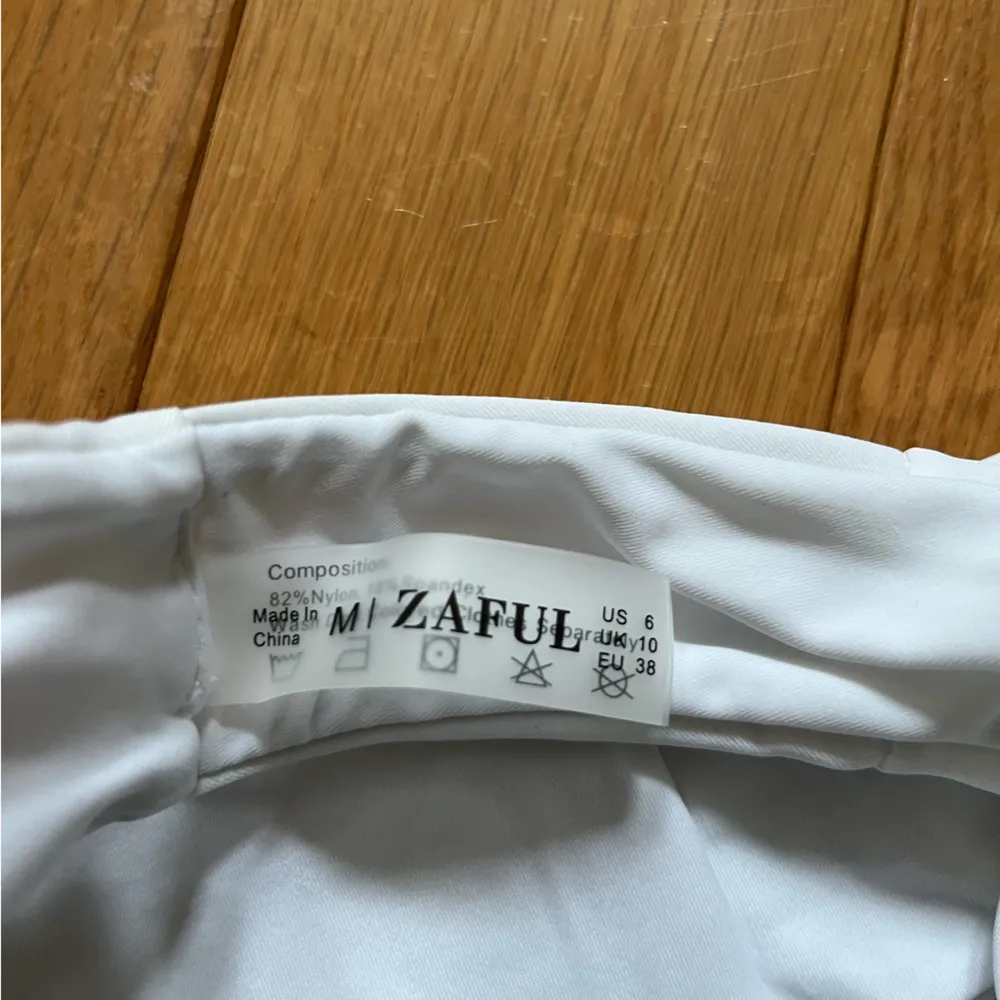 Zaful New With Tags Tie-Die Bikini Set Womens Size Medium White Bottoms Included - Image 11