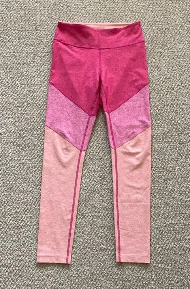 Outdoor Voices 7/8 Springs Leggings Pink Like New Textured Compression Small - Image 3