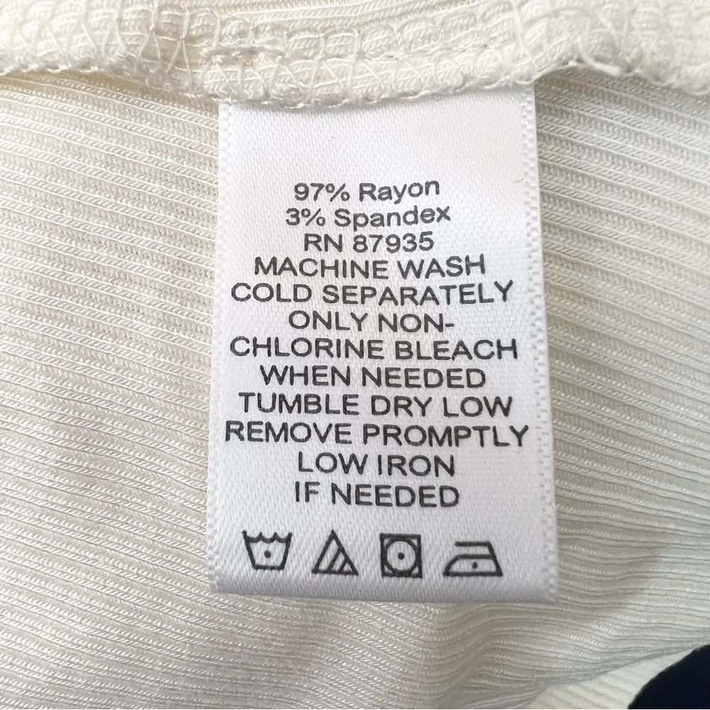 LOGO Layers by Lori Goldstein Scoop Neck Flowy Tank Top in Cream Size XS - Image 6