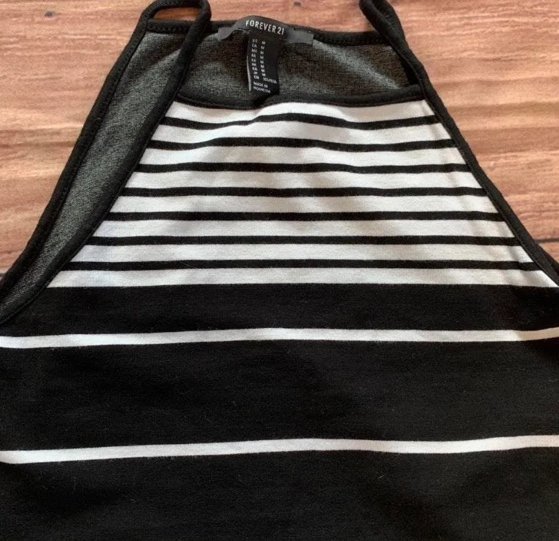 Striped Halter Crop Top - Image 3