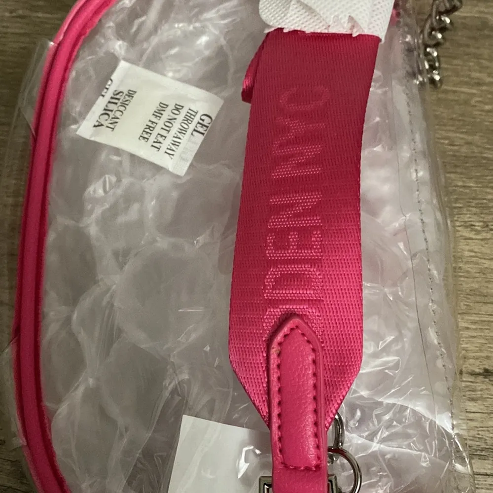 MADDEN NYC New! Women’s clear convertible fanny pack with pouch hot pink - Image 8