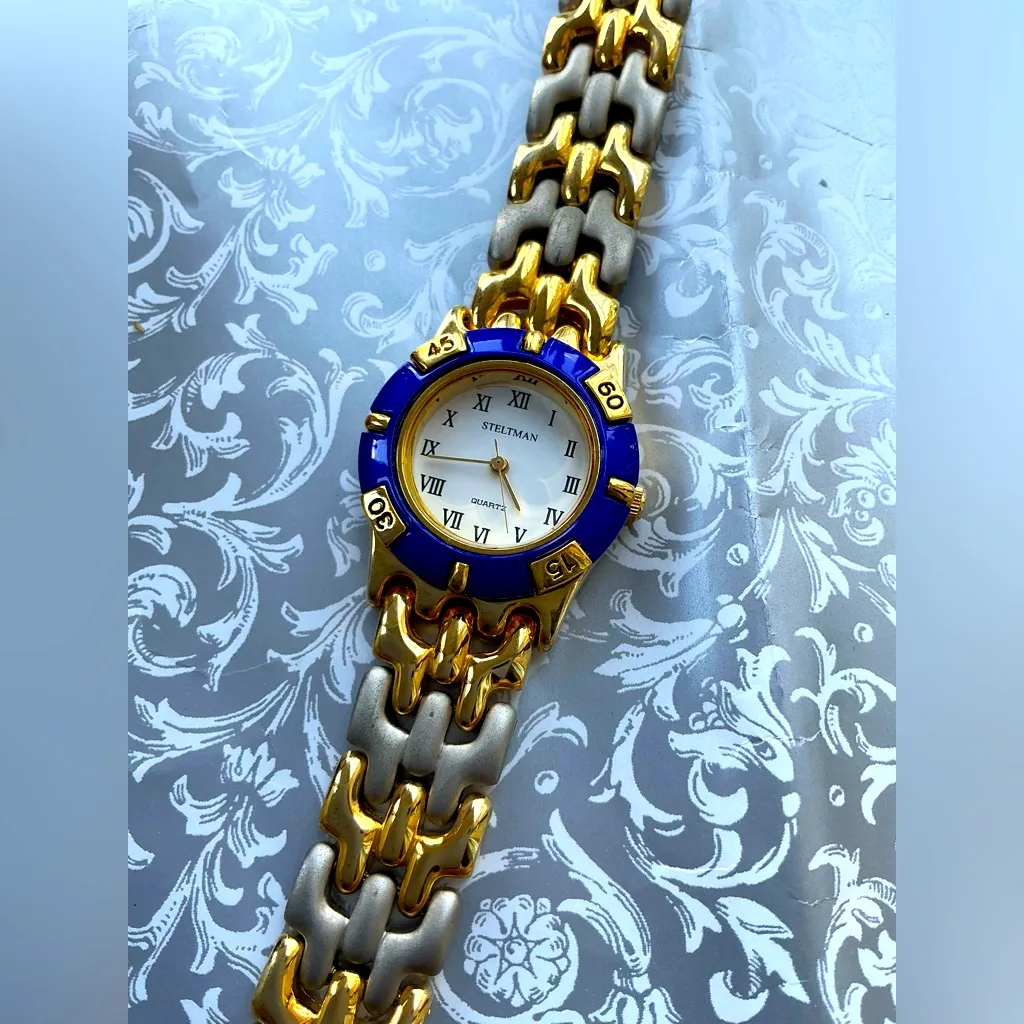 Ladies DRESSY STELTMAN stainless steel watch💚💛❤️💙🩶 Gold - Image 5