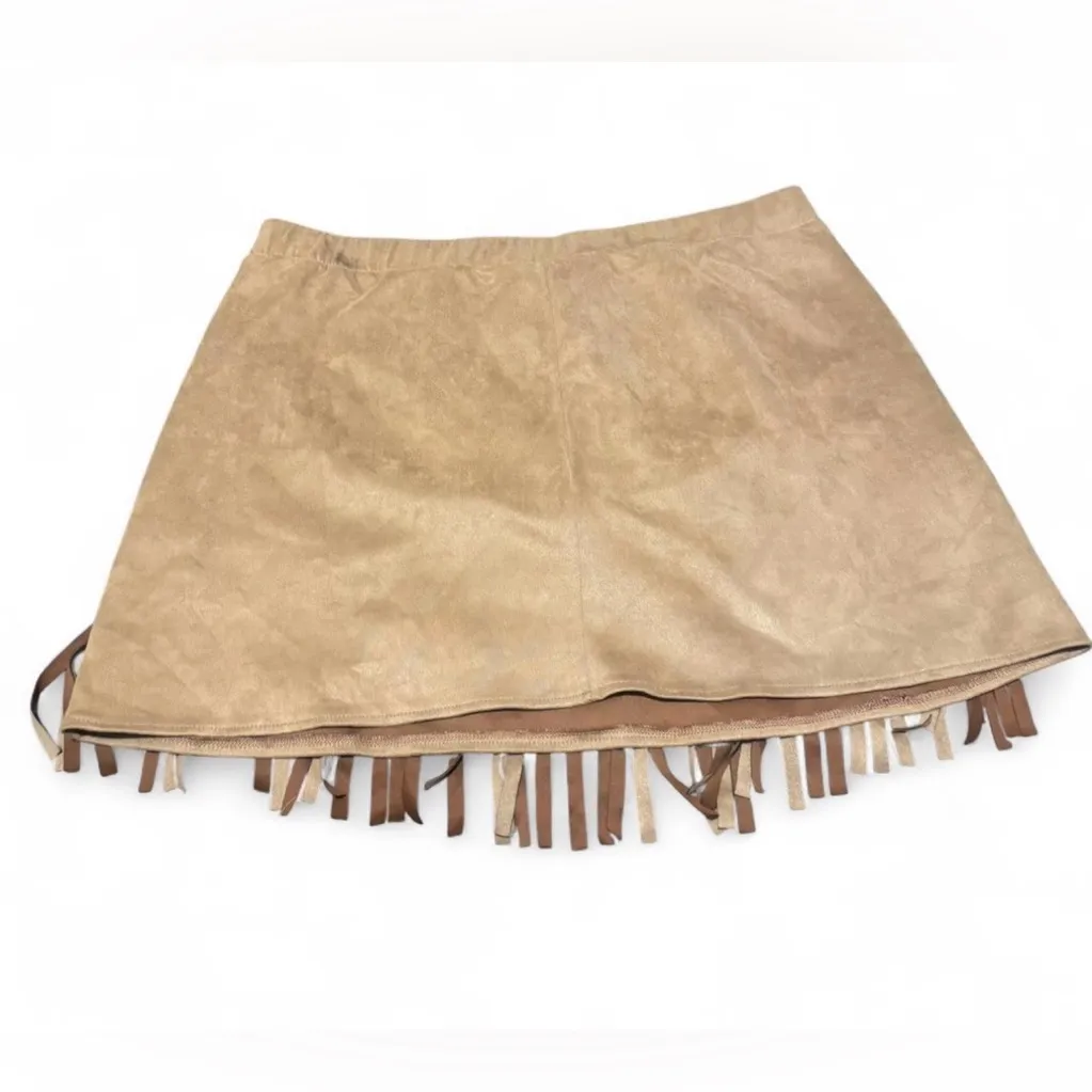 SHEIN Tan Mini Skirt with Fringe - Image 2