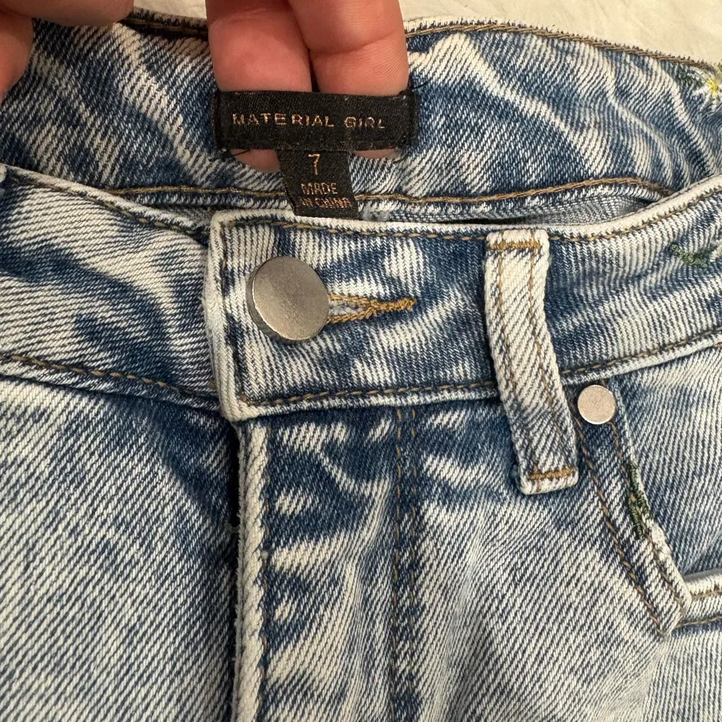 Material Girl Distressed Light Blue Jeans Size 7 - Image 5