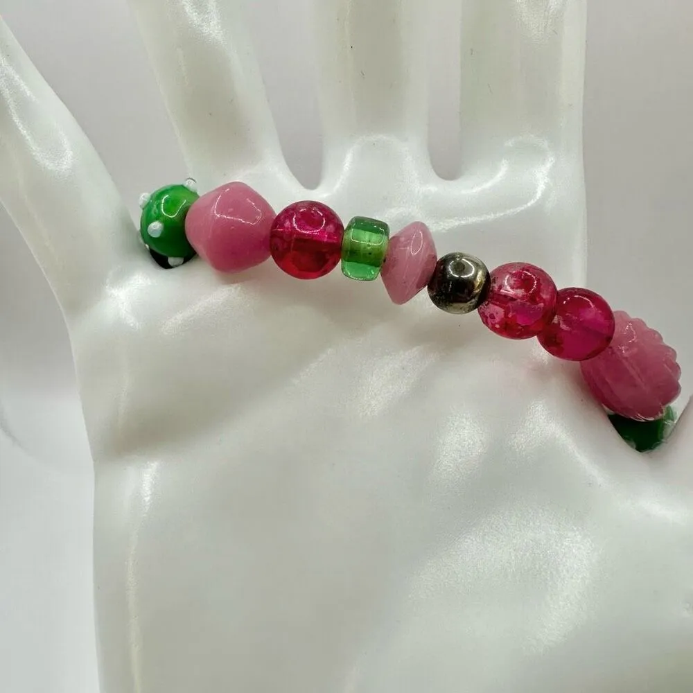 D.P. Limited pink and green beaded bracelet - Image 3
