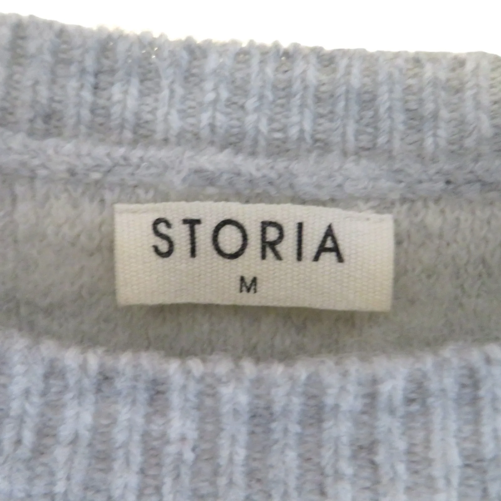 Storia Crew Neck Sweater Pullover Gray & White Checkered Plaid Sweater Medium - Image 2