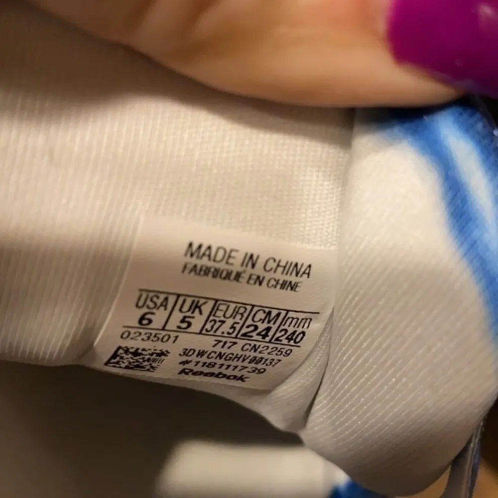 Reebok NEW X Vetements is Sneakers Size 6 - Image 9