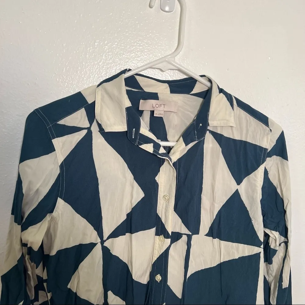 Loft Button Down Blouse Green White Triangles - Image 3