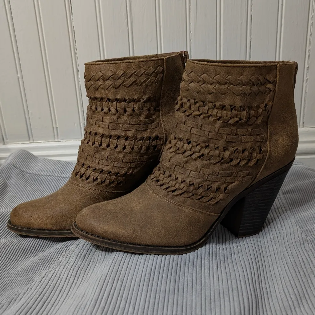 Fergalicious Brown Braided Suede Ankle Boots | Western Boho Heels | Size 8.5 - Image 2