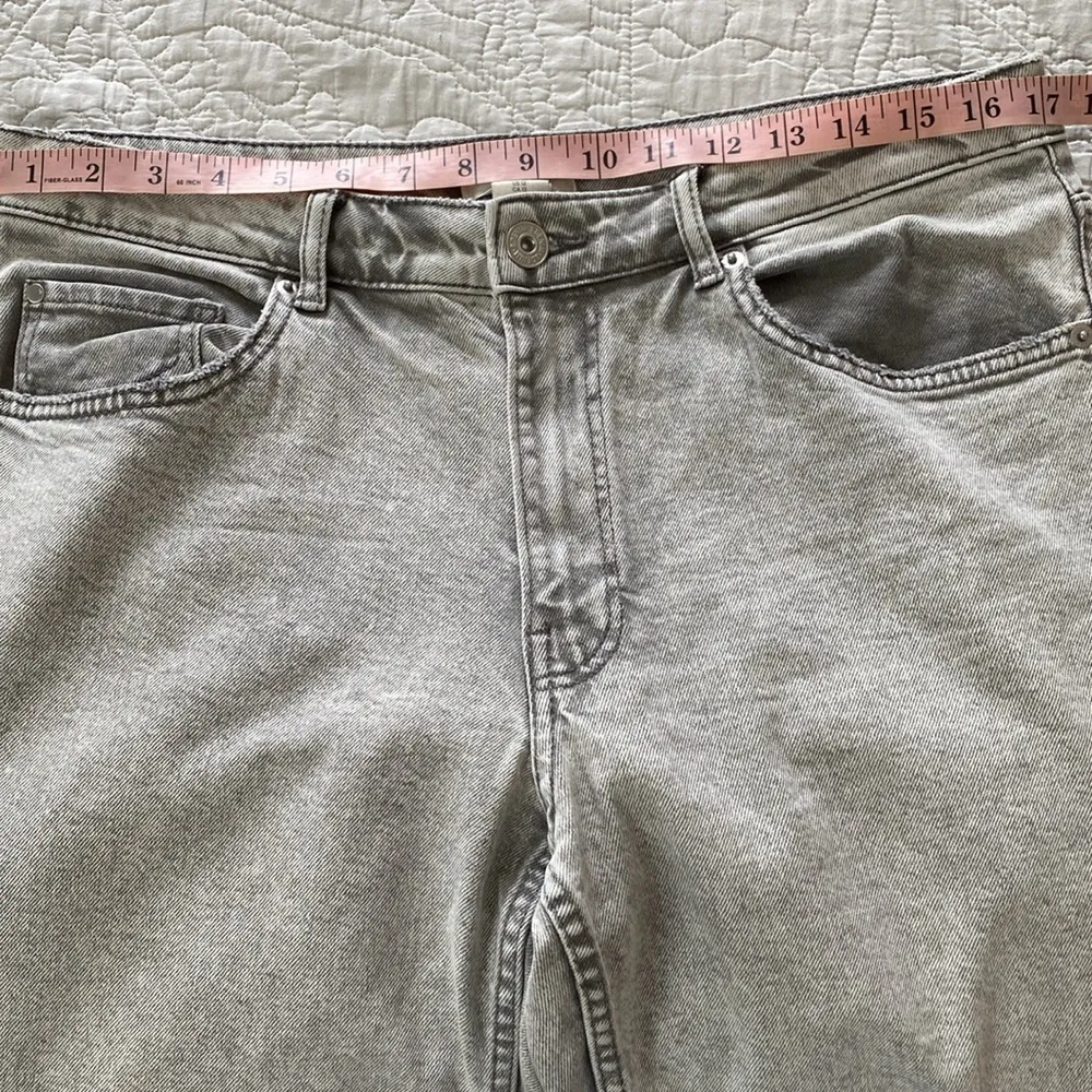 H&M High Rise Straight Leg Denim Jeans Light Acid Wash Gray Size 12 - Image 10