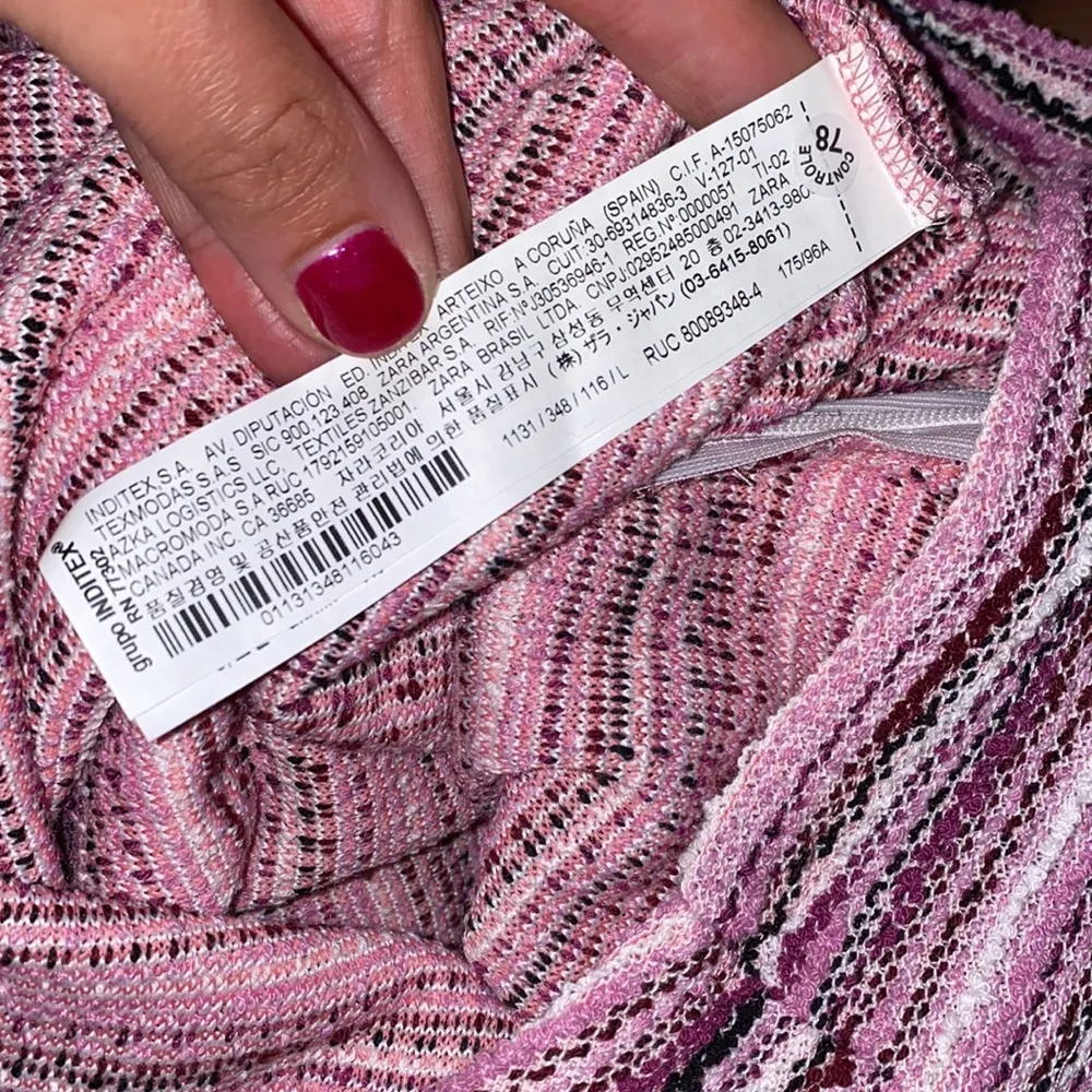 NWOT Zara tweed velvet trim pink barbiecore shorts romper, size large - Image 8