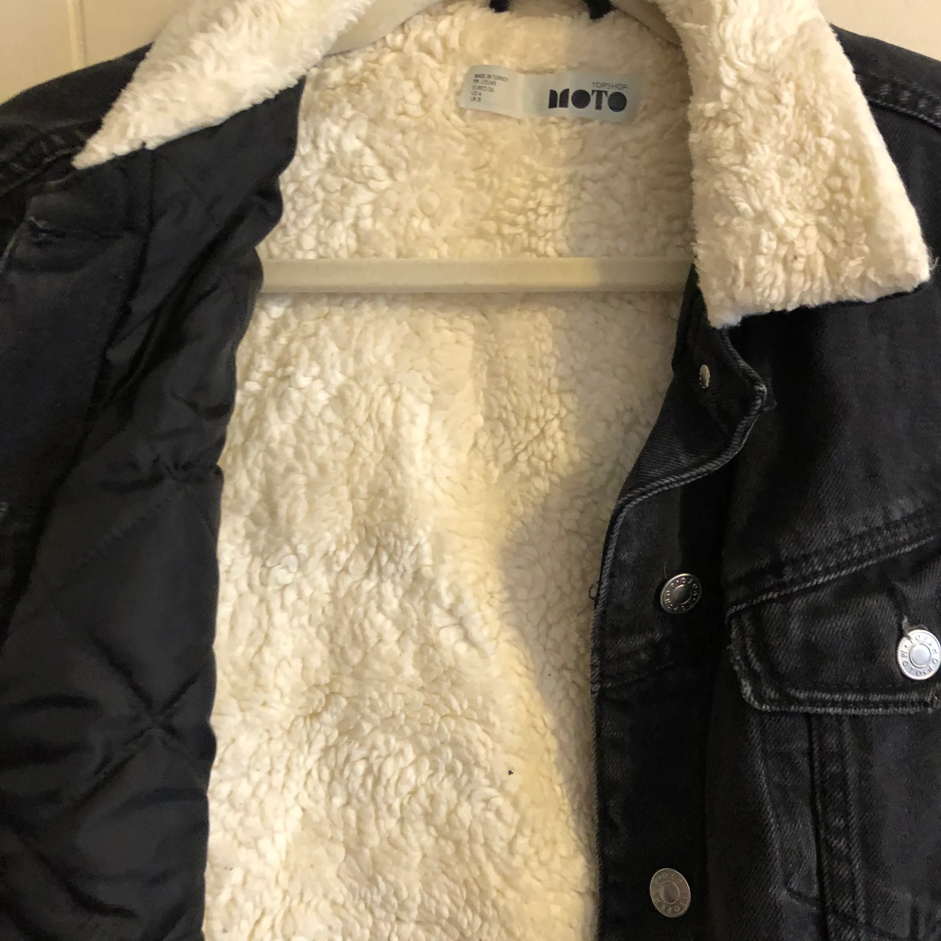 Topshop Black Fur Lined Denim Jacket - Image 3