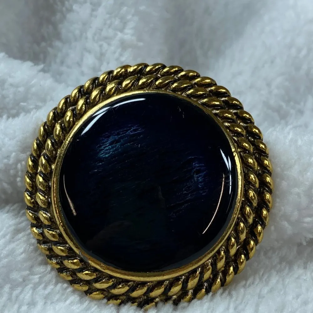 Round Flat Circular Jewelry Pin Brooch Shade of Blue Iridescent Large Center - Image 10