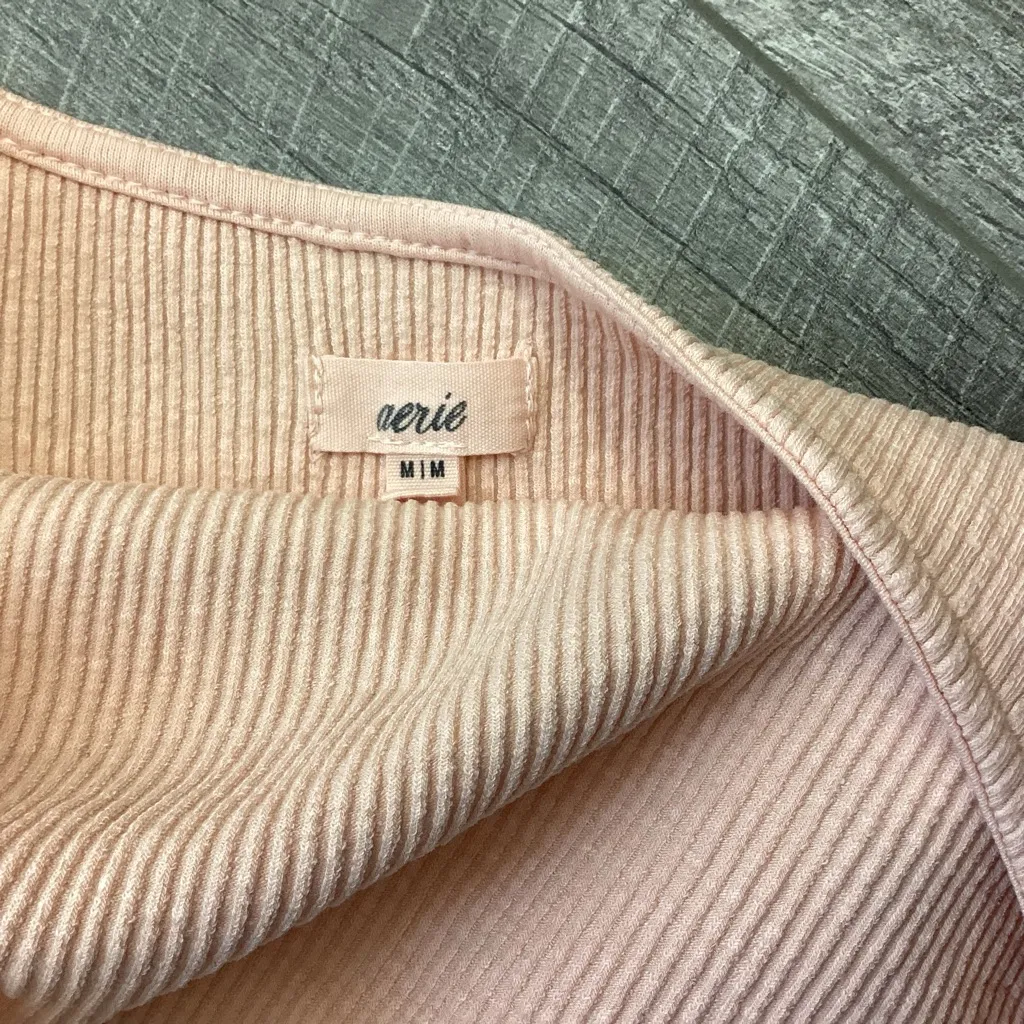 Aerie Ribbed Open Back Top Size Medium NWT - Image 5