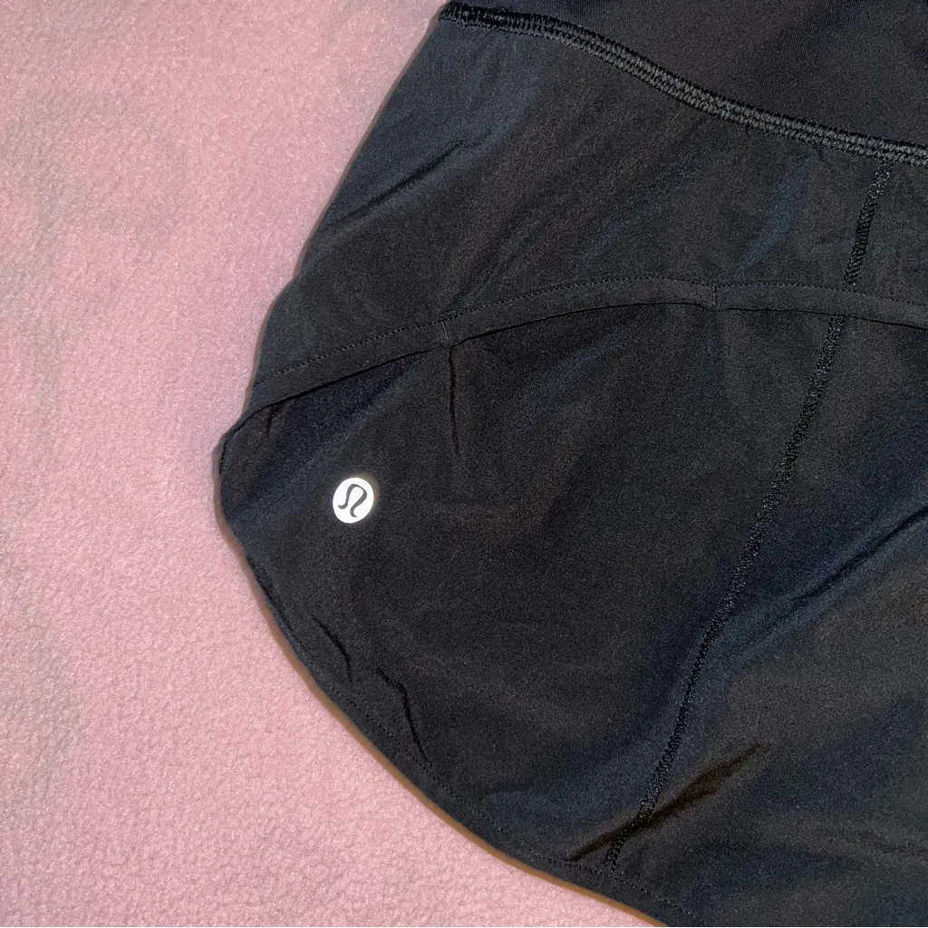 Lululemon Speed Short *4-way Stretch 2.5"
Black - Image 4