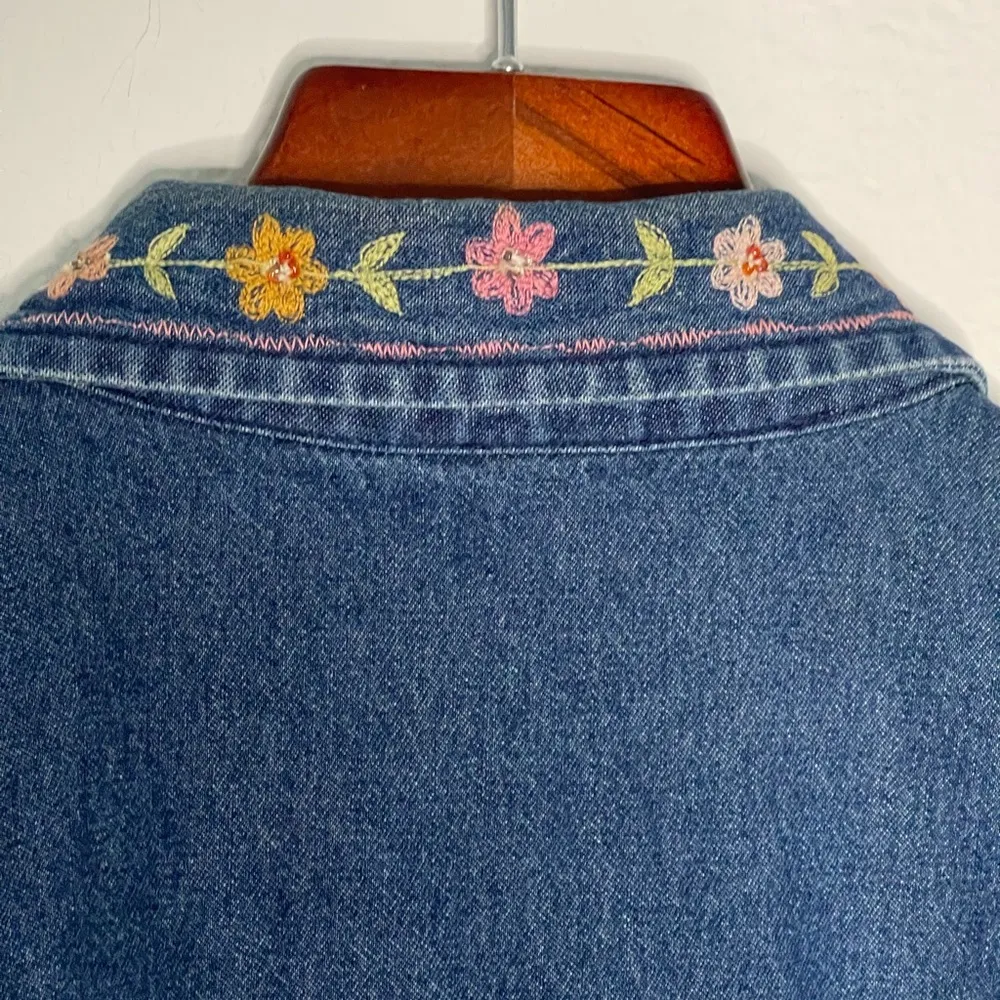 Vintage 90’s embroidered western denim full zip short sleeve shirt size S - Image 7
