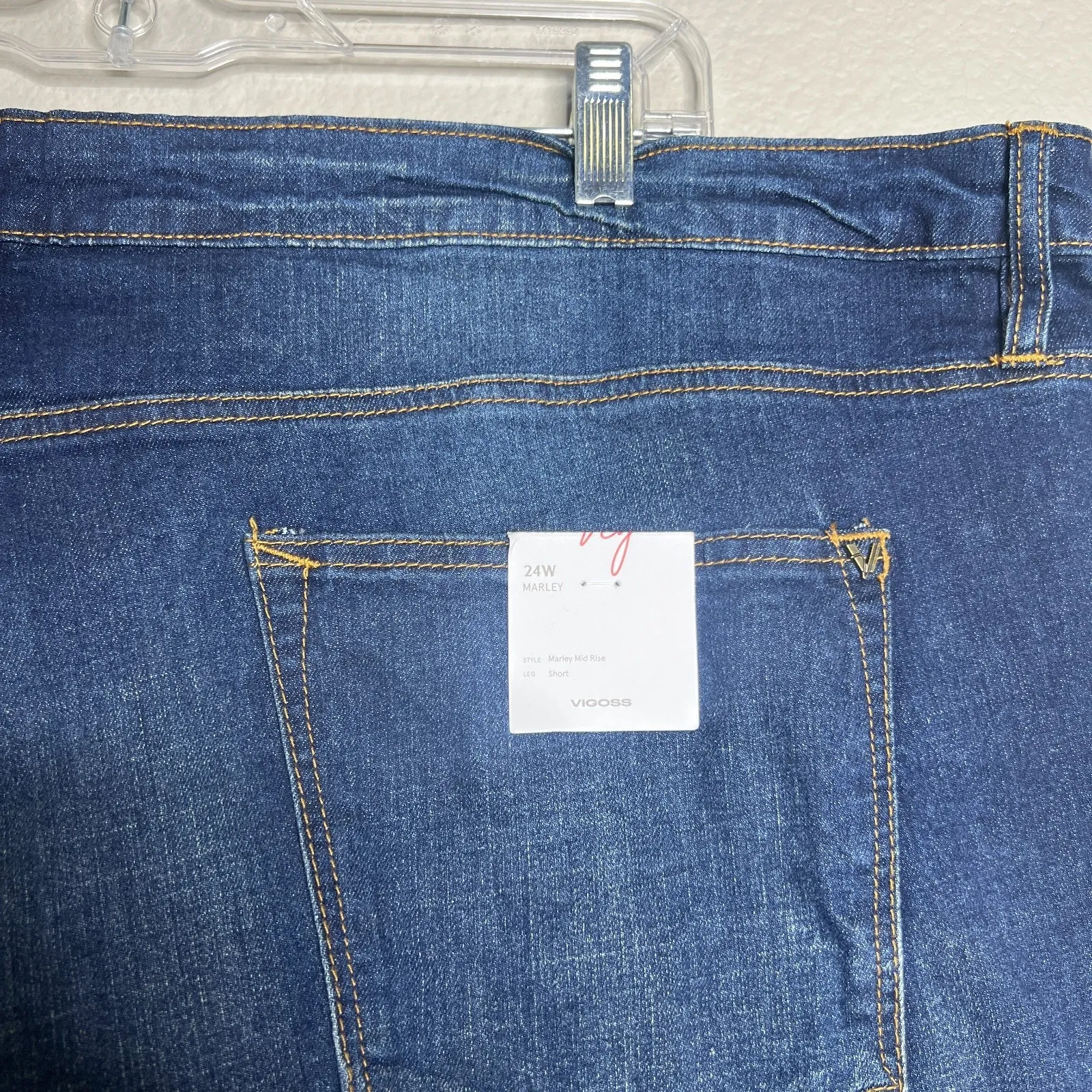 Vigoss Women's Marley Mid Rise Denim Shorts Size 24W Dark Wash Stretch - Image 6