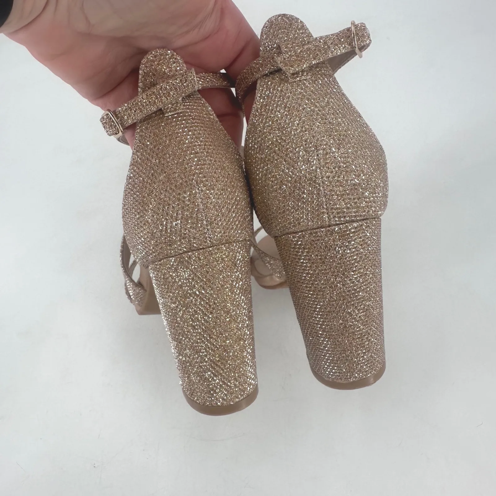 NWOT Rampage Women Rose Gold Glitter Block Heel Sandals Size 8.5 - Image 5